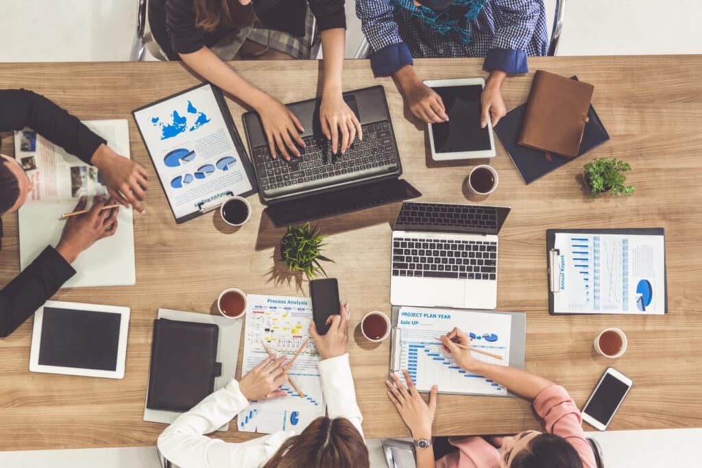 Virtual collaboration on multiple devices